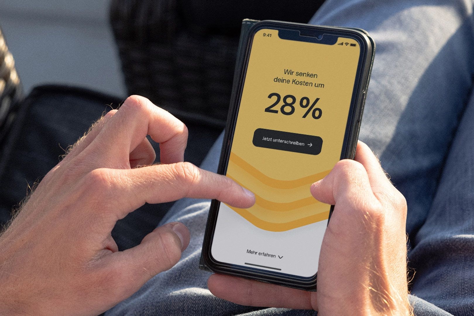 Illustration av en mobiltelefon med Anyfin app